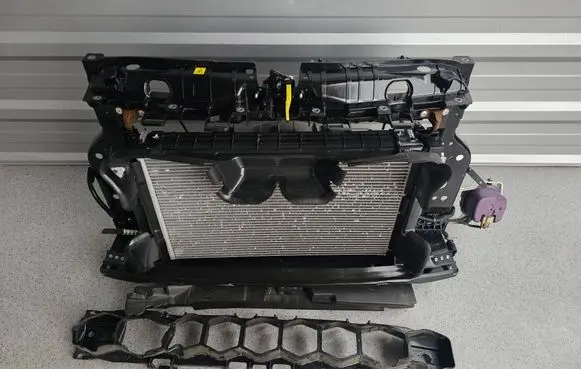 Fiat 500E Radiator set 500e98HN56