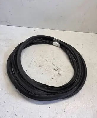 BMW 7 E65 E66 Loading door rubber seal (on body) 1234