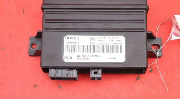 Citroen C3 Picasso Engine control unit/module ECU 9663821680