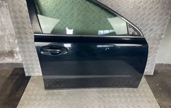 Subaru Outback Front door