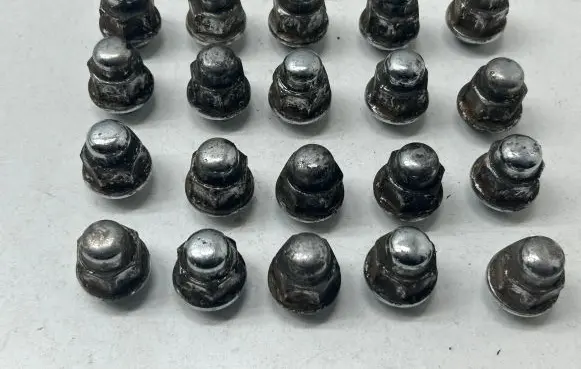 Nuts/bolts