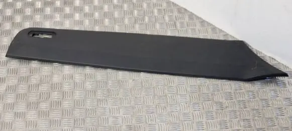 Mercedes-Benz Sprinter W901 W902 W903 W904 Rear fender molding trim A9066901962
