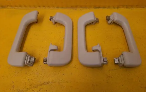 Volkswagen Touareg III Rear interior roof grab handle 4N0857607 4N0857643 4N0857644