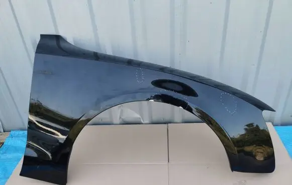 Audi A5 8T 8F Fender
