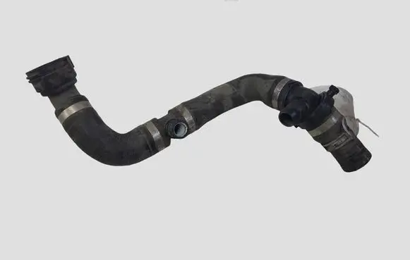 Volvo V60 Engine coolant pipe/hose