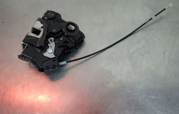 Toyota Urban Cruiser (XP110) Tailgate/trunk/boot lock/catch/latch 6A9051812