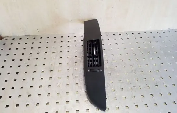 Toyota Corolla Verso AR10 Dash center air vent grill 5568064020