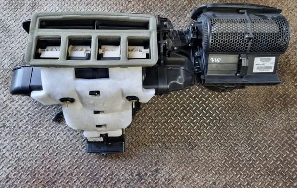 Dodge Durango III Interior heater climate box assembly 68412082AC P68412082AC