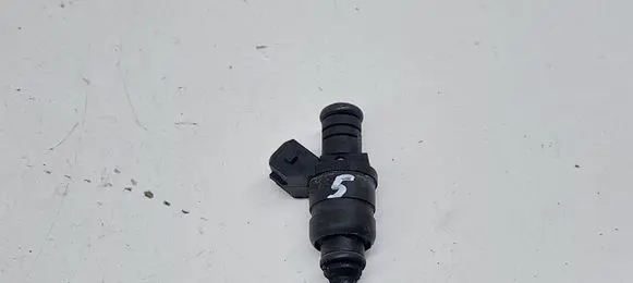 BMW 5 E60 E61 Fuel injector 1427240