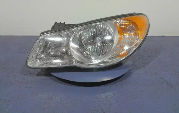 Hyundai Elantra Headlight/headlamp 92101-2HXXX