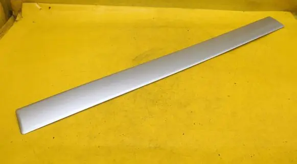 Audi A2 Front door trim (molding) 8Z0853954