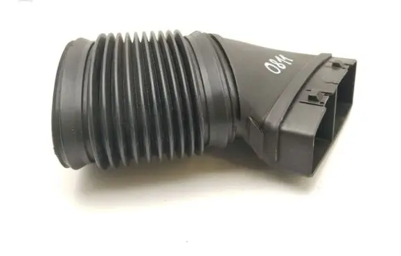 Maserati Levante Air intake hose/pipe 670034629