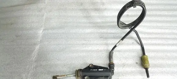 Fiat 500 Clutch slave cylinder 