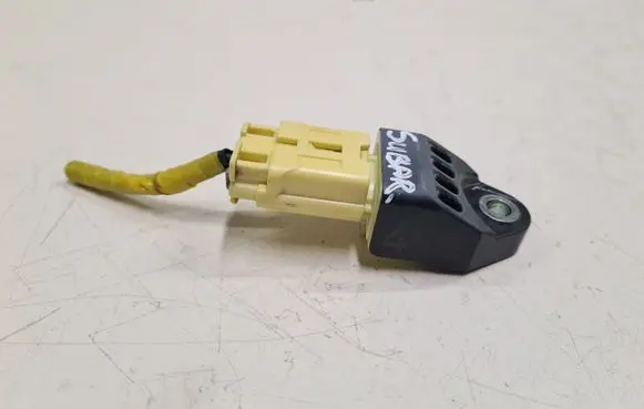 Subaru Outback Airbag deployment crash/impact sensor 98237AG000 76480X1WU