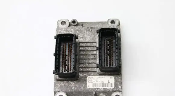 Toyota Auris 150 Engine control unit/module 8966102E90