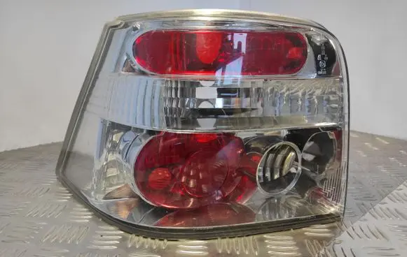 Volkswagen Golf IV Rear/tail lights VGF98TL