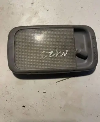 Toyota RAV 4 (XA20) Rear seat light