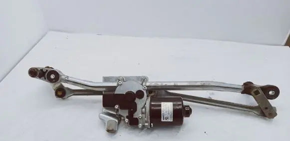 BMW 1 E82 E88 Front wiper linkage 7193037