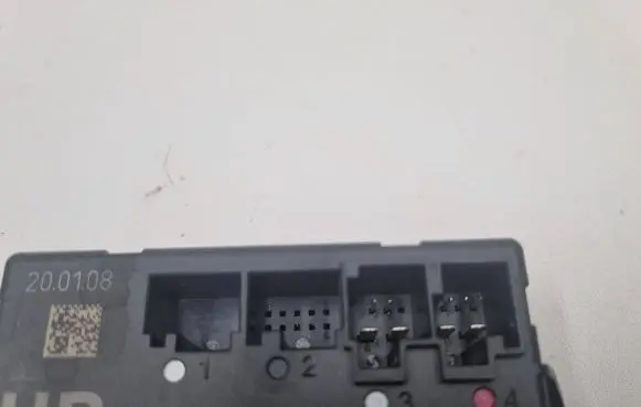 Mercedes-Benz C W204 Door control unit/module A2048701026 2048701026