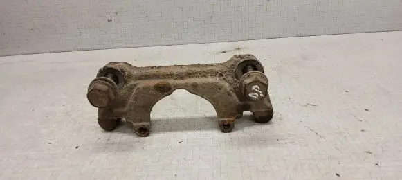 Audi A4 S4 B6 8E 8H Front Brake Caliper Pad/Carrier 