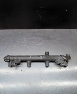Fuel main line pipe