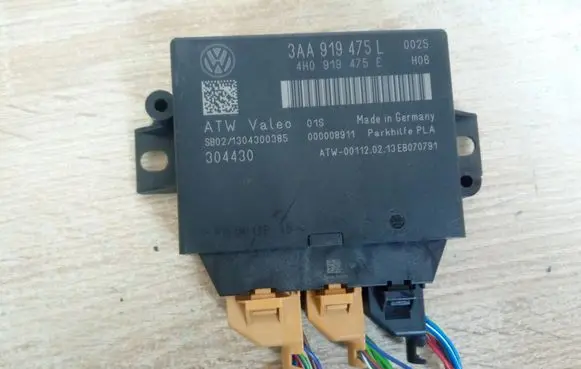 Volkswagen Touran I Parking PDC control unit/module 3AA919475L NE70723