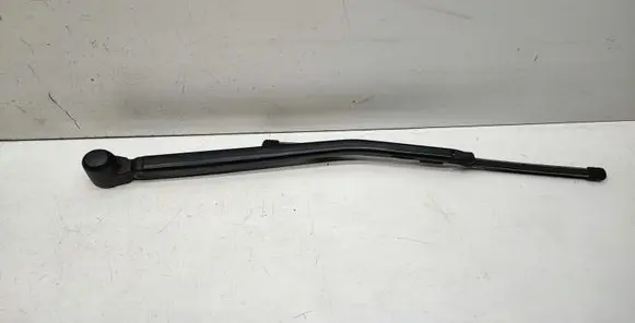 BMW 1 E82 E88 Rear wiper blade arm