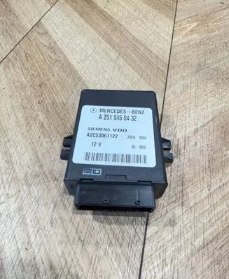 Mercedes-Benz E W211 Suspension control unit/module A2515450432 A2C53061122