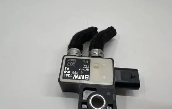 BMW X7 G07 Exhaust gas pressure sensor 8490050