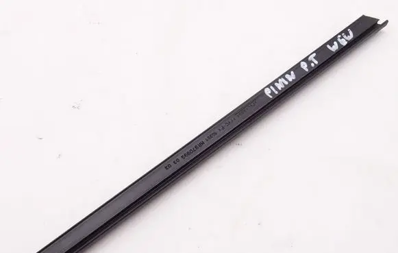 Mitsubishi Pajero Rear door trim (molding) MR970998