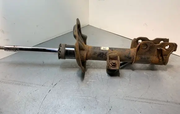 Nissan Murano Z50 Front shock absorber/damper