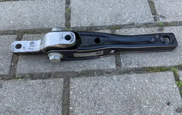 Audi A3 S3 8V Gearbox mounting bracket 5Q0199855P