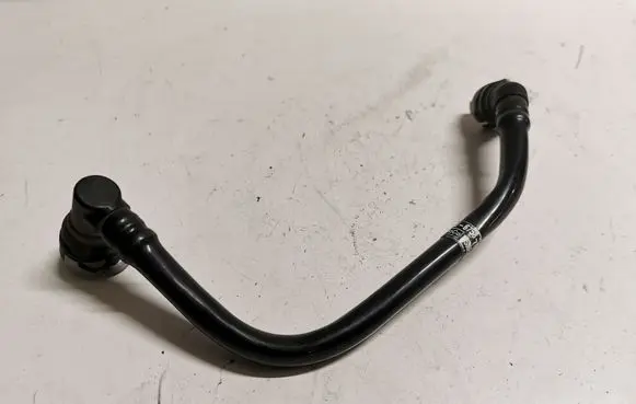 Ford Mustang V Vacuum line/pipe/hose BR3E6758HA