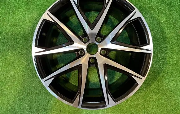R19 alloy rim