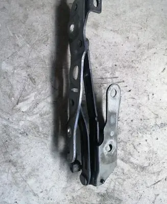Volvo S60 Tailgate/trunk/boot hinge 3049609 332CND5E