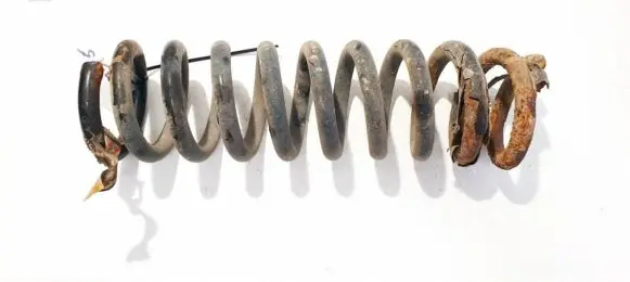 Chrysler 300 - 300C Rear coil spring 04895474ab