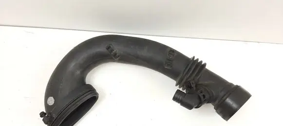 BMW 5 E60 E61 Air intake hose/pipe 7795027
