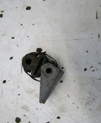 Renault Captur II Muffler mount bracket/holder 206511336R