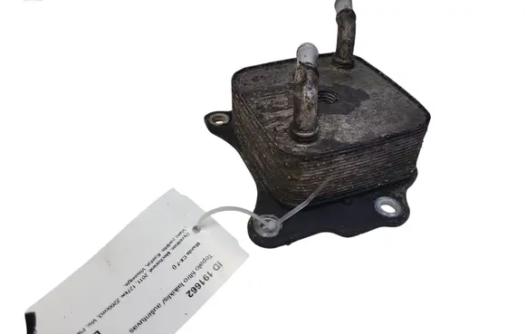 Mazda CX-7 Oil filter mounting bracket