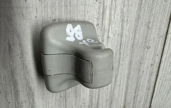 Volkswagen Golf V Sun visor clip/hook/bracket 1K0857561B