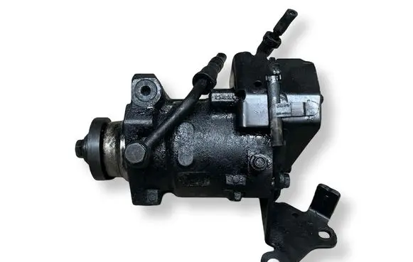 Ford Mondeo Mk III Fuel injection high pressure pump R9044Z090A 5S7Q9B395AA