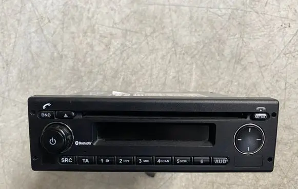 Iveco Daily 6th gen Radio/CD/DVD/GPS head unit 7620000098