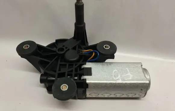 Fiat 500 Rear window wiper motor 05182442AA