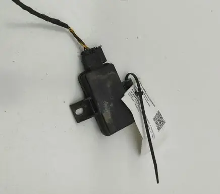 Mercedes-Benz E C207 W207 Tire pressure control unit A0009008402 A0009029310