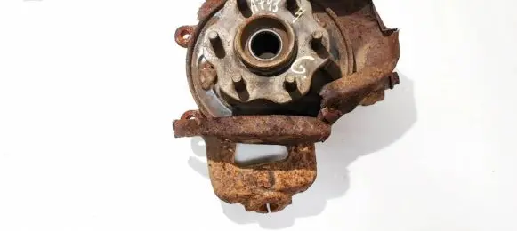 Rear wheel hub