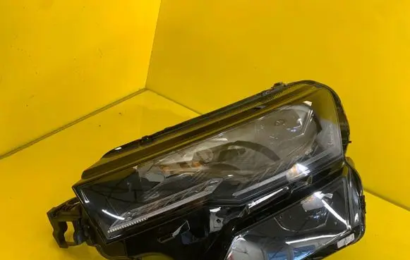 Skoda Karoq Headlight/headlamp 57B941035