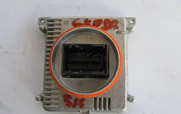 Skoda Kodiaq LED ballast control module 992941572CE