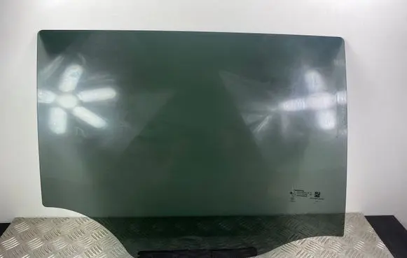 Jeep Compass Rear door window glass