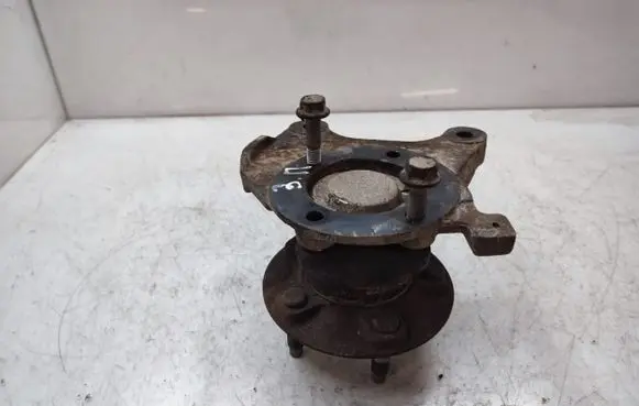 Opel Mokka X Rear wheel hub