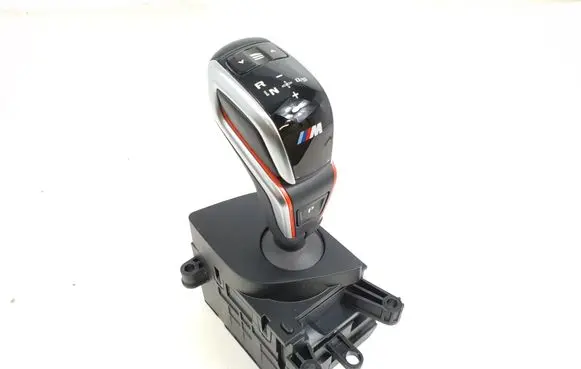 BMW M5 F90 Gear shifter/selector 61319882343